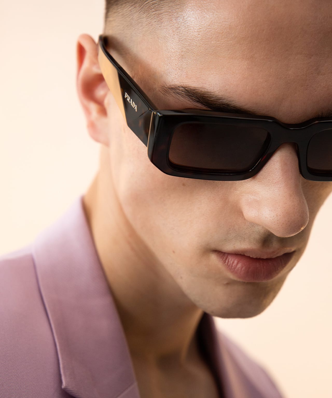 Quelles sont les tendances lunettes de soleil pour homme cet été ?