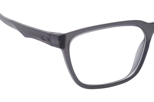 Oakley OX 8207 02