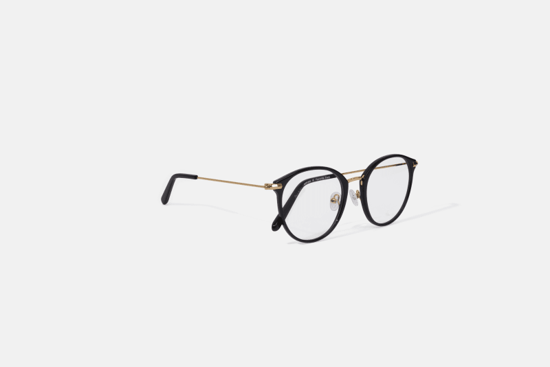 Sabina Markin x Mister Spex Favorite Dark